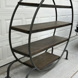 4 Shelf Bookcase Or Plant Organizer. 