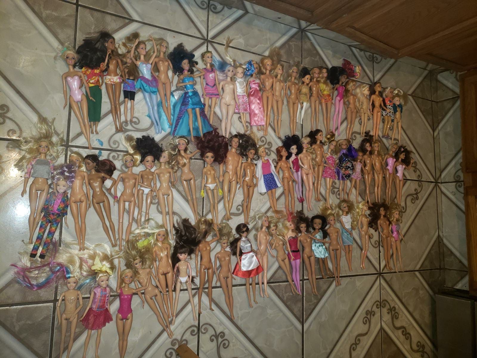Barbie dolls $1each