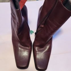Bakers Leather Boots Size 8 1/2