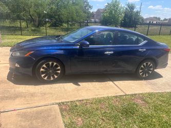 2022 Nissan Altima