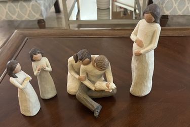 Willow Tree Collection