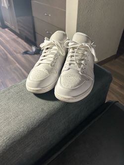 Jordan 1 lows 40$ obo