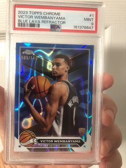 Victor Wembanyama Topps chrome RC blue lava /149
