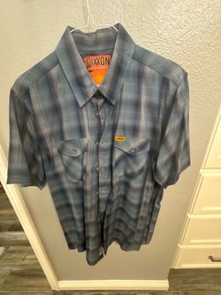 Men’s button ups