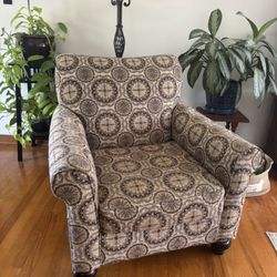 Accent Chair 