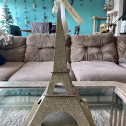 Eiffel Tower Decorative Figurine
