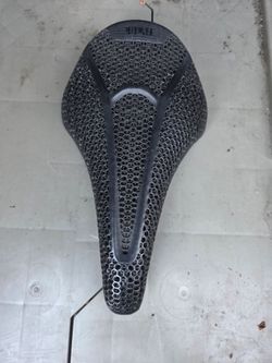 Fizik aliante R1 bike seat