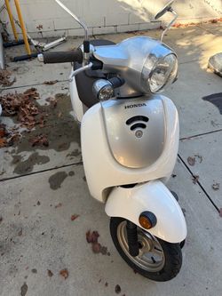 Honda Metropolitan Scooter Moped