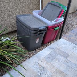 Storage Containers 