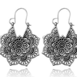 New Women’s Sterling Silver Earrings Jewelry Gift