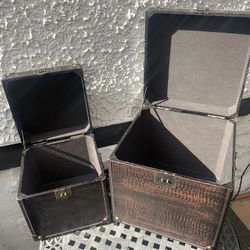 Decorative nesting boxes / Storage trunk Faux leather Set of two Big: 16x16x16 Small: 12x12x12
