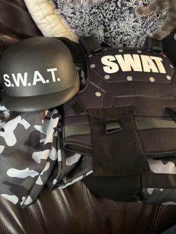 Costume