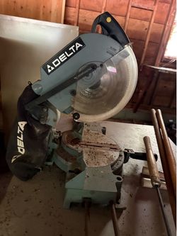 Chop Saw and Table