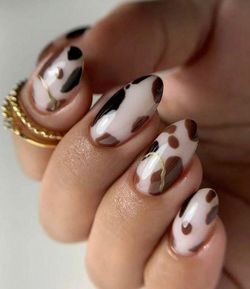Press on nails- western
