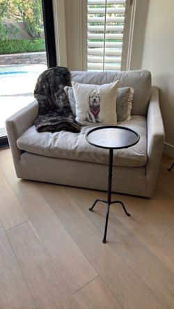 Black Metal Round Accent Side Table