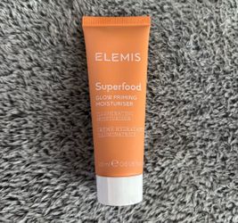 NEW ELEMIS SUPERFOOD GLOW PRIMING MOISTURIZER $10!