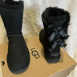 UGG New Women’s Size 6  Bailey Bow ll Black Authentic 100%