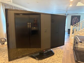 LG Flat Screen TV with Stand