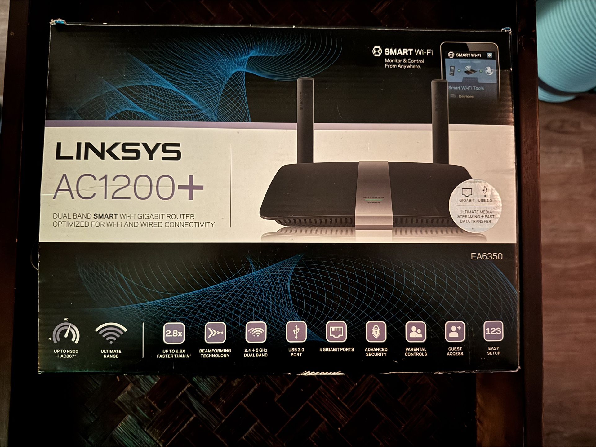 Linksys AC1200+ Router