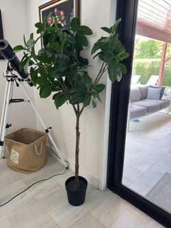 Artificial Tree 