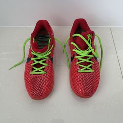 Kobe Reverse Grinch basketball shoes