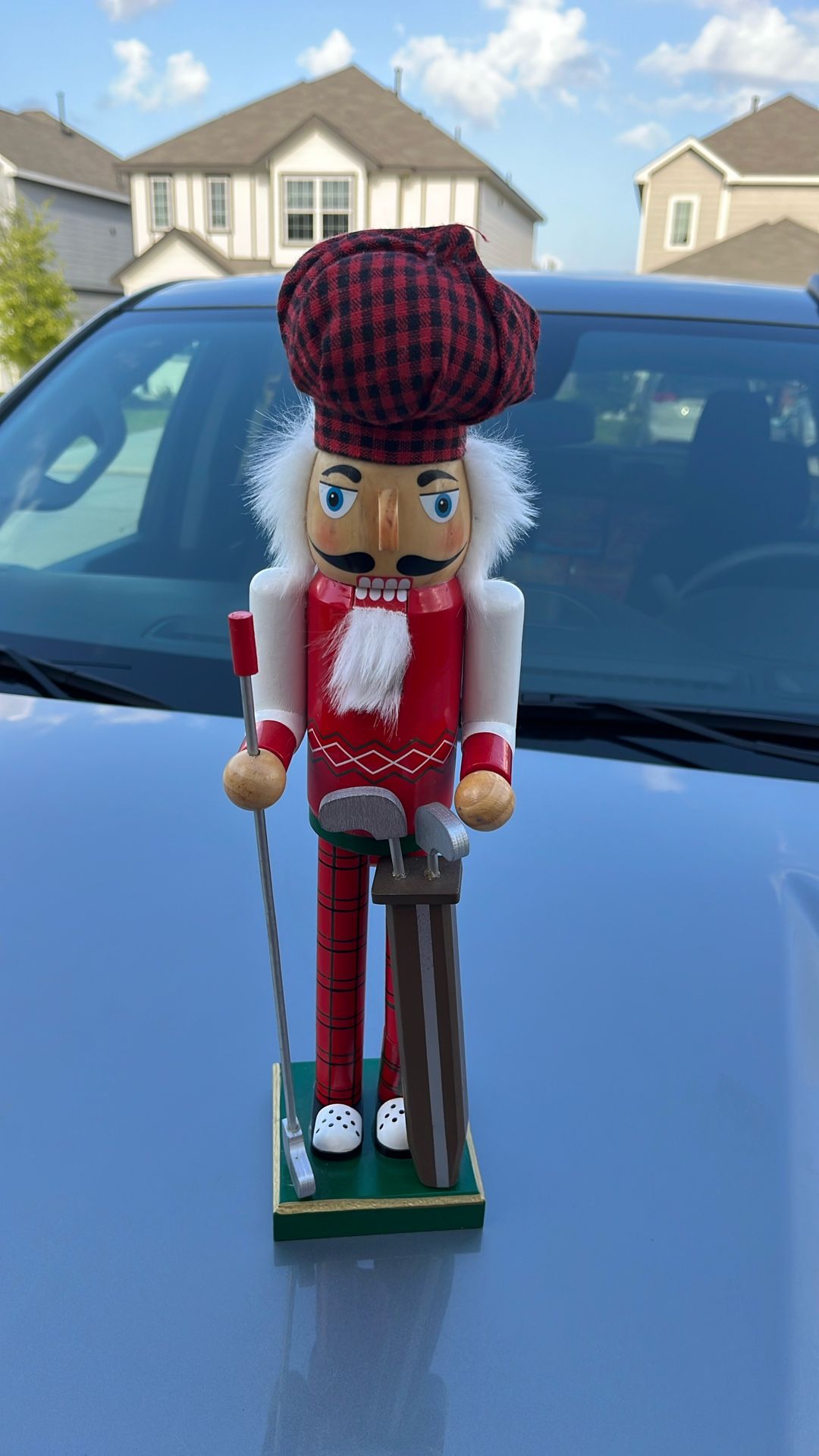 15” Nutcracker With Golf Clubs