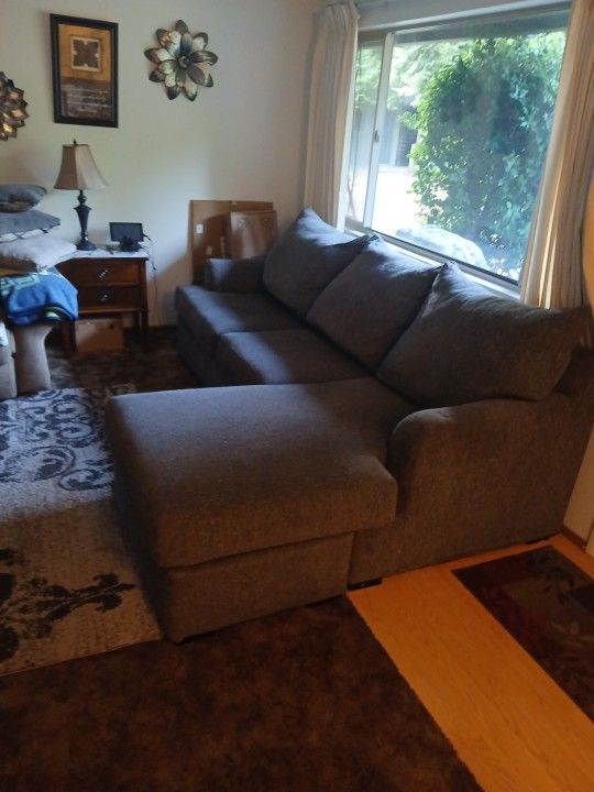 Couch very clean..