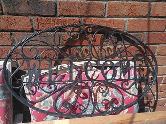 Metal "Welcome" Decorative Sign