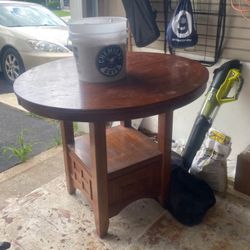 Circular Wood table 