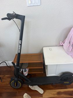 Electric scooter