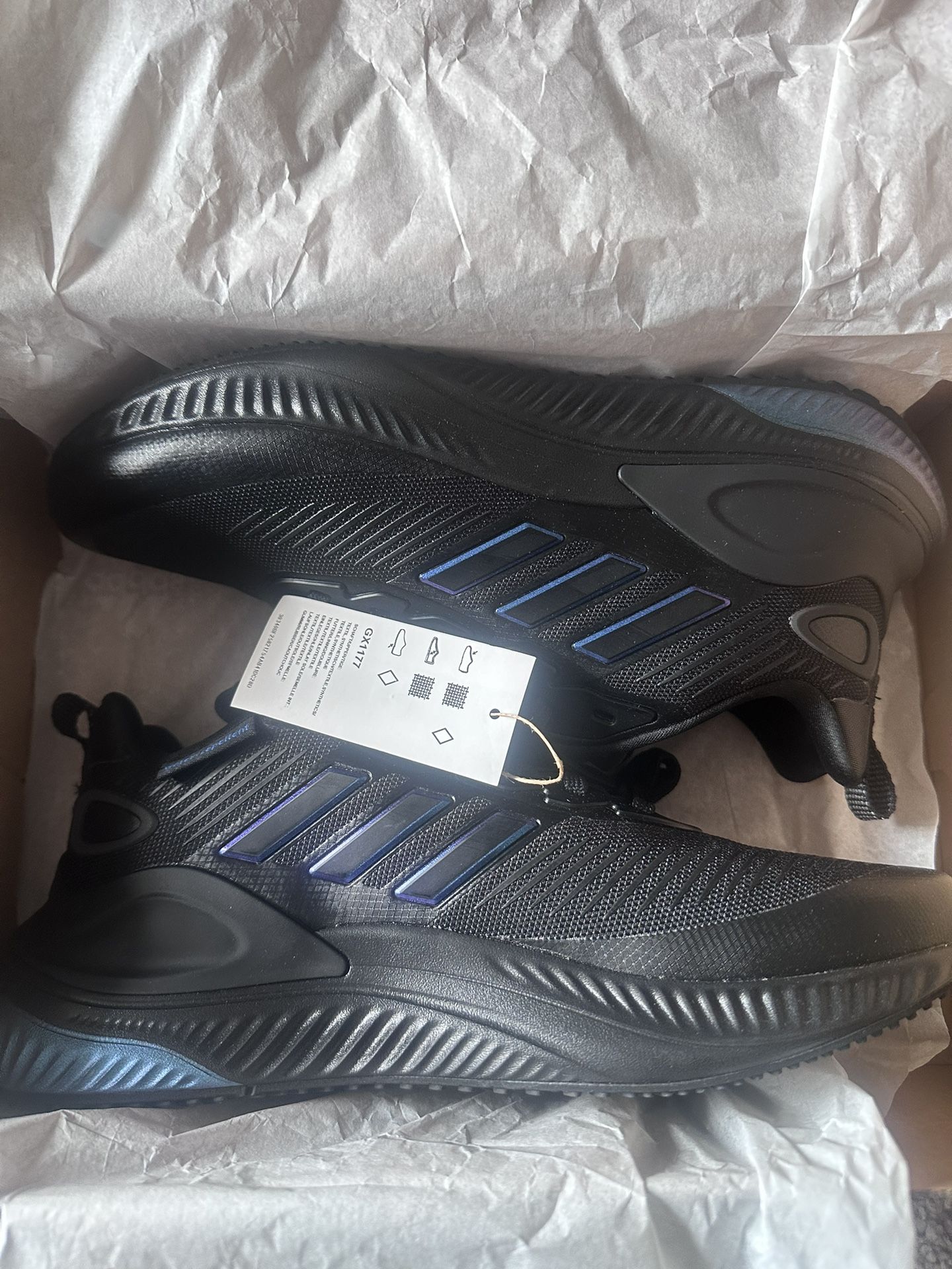 Adidas ALPHAMAGMA GUARD sneakers mens