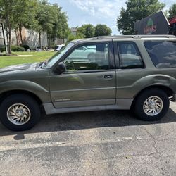 2001 Ford Explorer