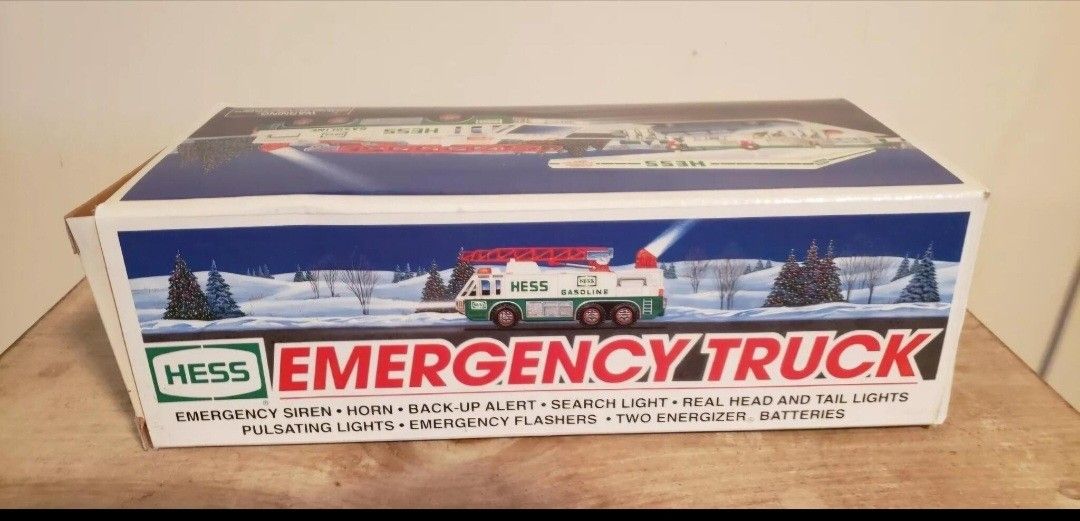 1996 Vintage Hess Truck Toy Emergency Truck 1996 In Original Box