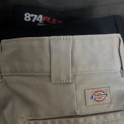 Dickies - Black and Beige 
