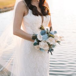 Bride And Bridesmaid Bouquets