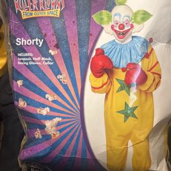 Brand new Shorty costume from Killer https://offerup.com/redirect/?o=S2xvd25zLkFkdWx0 Size-Medium