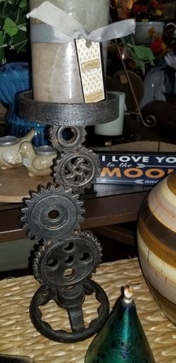 Unique candle holder
