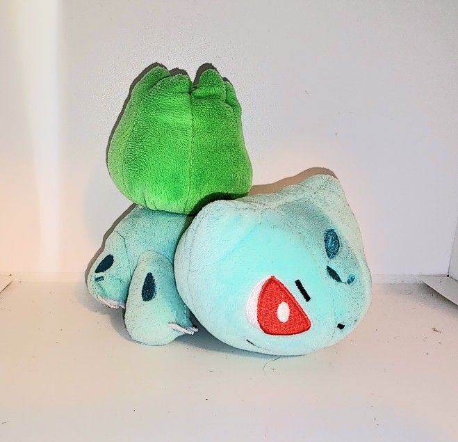 Pokemon 6" plush Bulbasaur 