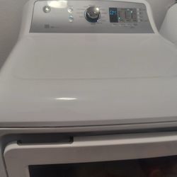 GE Washer And Dryer Set