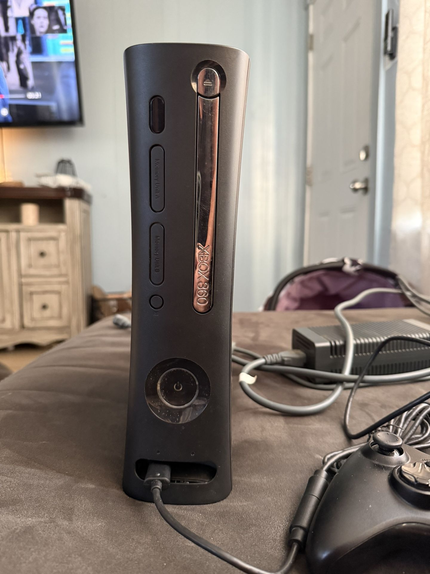 Xbox 360 -also with accessories