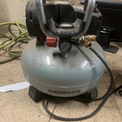 HPT 6 Gallon Compressor 