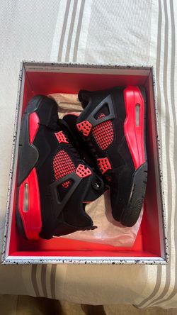 Size 8 Jordan 4 retro red thunder