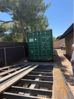 Storage shipping containers, local yard located in hesperia