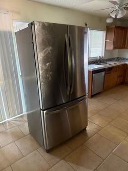 Refrigerator  L G 32 inch