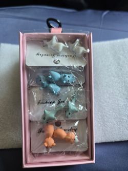Fashion earings