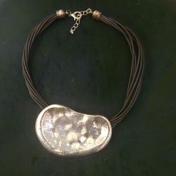 Necklaces With Metal Part
