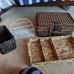 Wicker Seagrass Trays Baskets. Bin