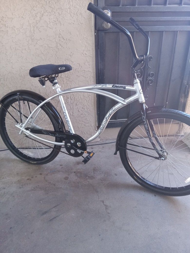 Nice Bike Anza Enemy Beach CRUISER TIRES SIZE 26 Aluminum