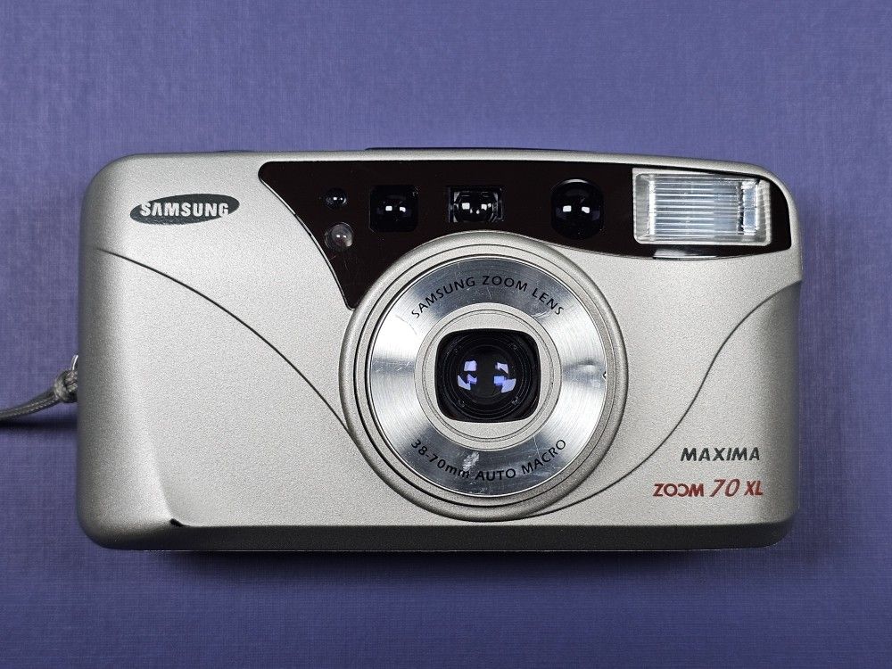 Samsung Maxima Zoom 70XL 35mm Film Camera