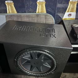 15 inch kicker sub with box and amp